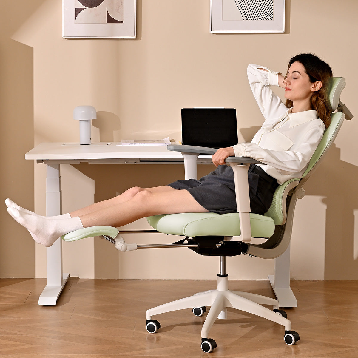 Krzesło biurowe ergonomiczne MUSSO E600 SE